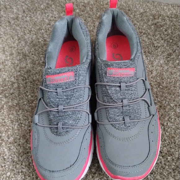 Skechers - Picture 2 of 6